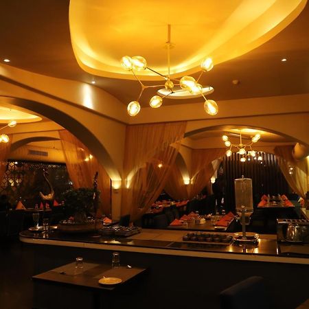 The Purple Leaf Hotels Haïdarabad Extérieur photo