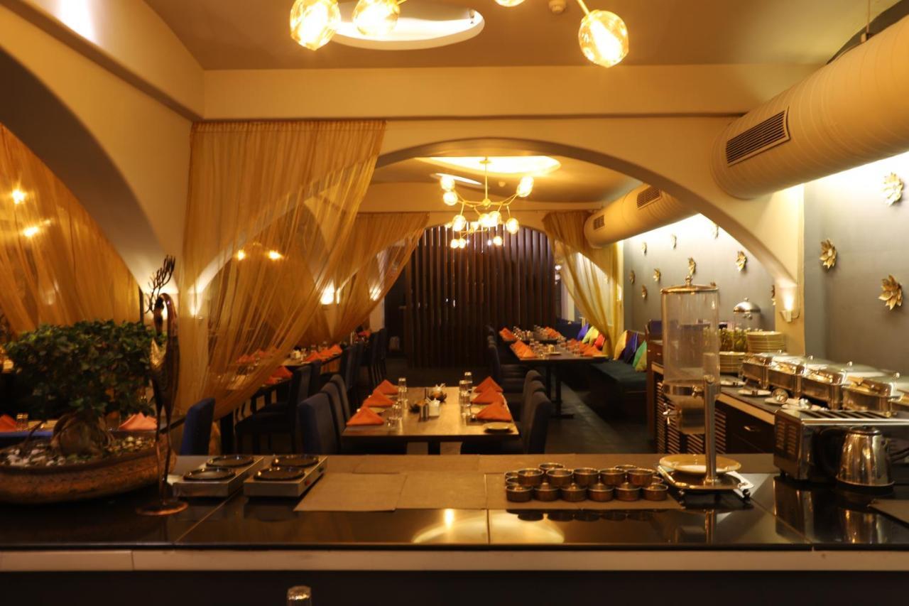 The Purple Leaf Hotels Haïdarabad Extérieur photo