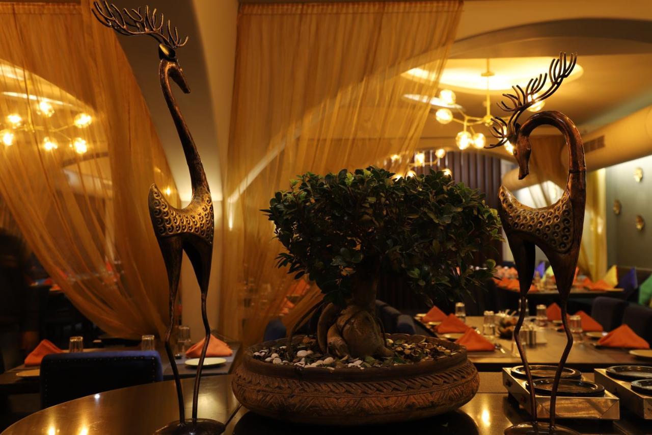The Purple Leaf Hotels Haïdarabad Extérieur photo